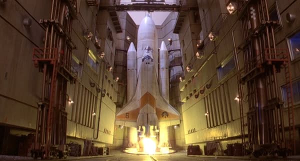 Revell 1:144 - Moonraker Shuttle Bond - Komplett