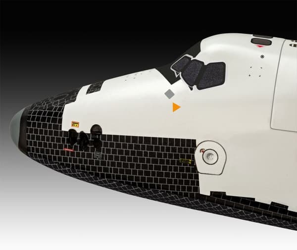 Revell 1:144 - Moonraker Shuttle Bond - Komplett
