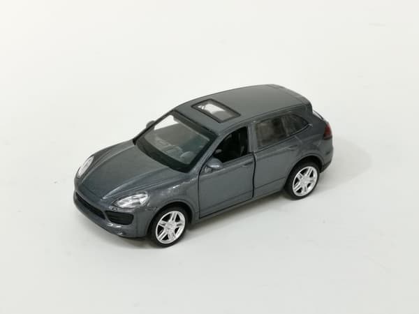 MSZ Die-cast model Porsche Cayenne S, scale 1:43