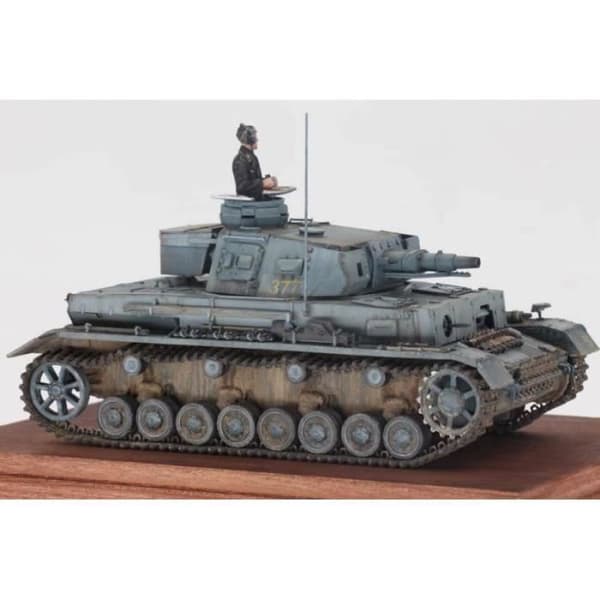 Modell tank Pz.kpfw.iv Ausf.f1 Vorpanzer&schürzen. (3 i 1) - Border MODELL