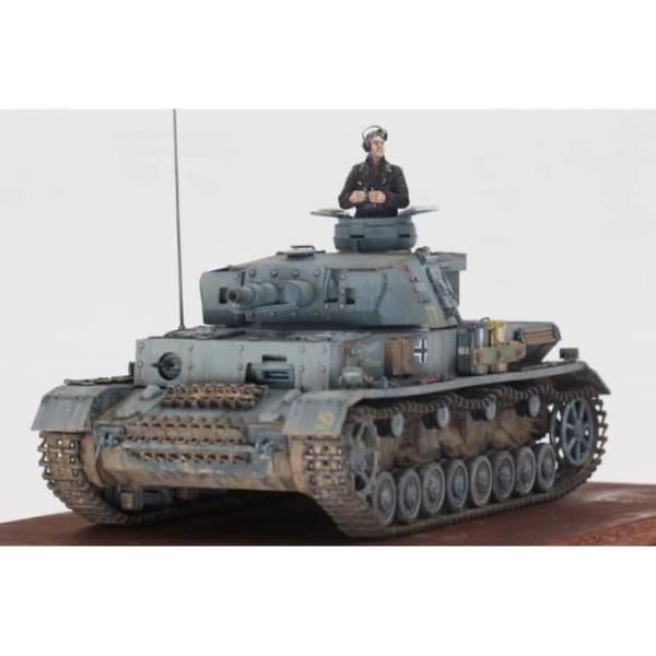 Modell tank Pz.kpfw.iv Ausf.f1 Vorpanzer&schürzen. (3 i 1) - Border MODELL