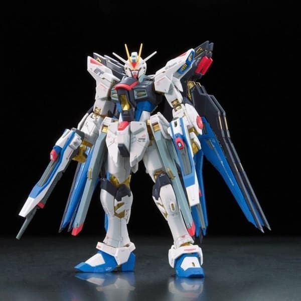 Gundam RG 14 1/144 Figur - Strike Freedom