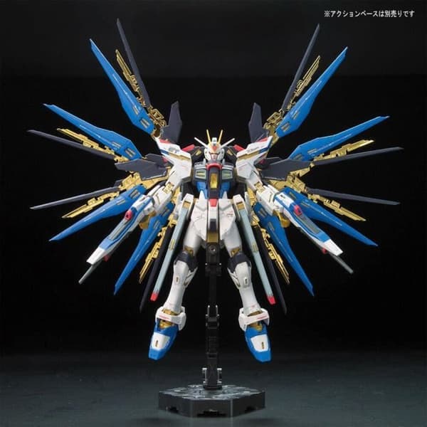 Gundam RG 14 1/144 Figur - Strike Freedom