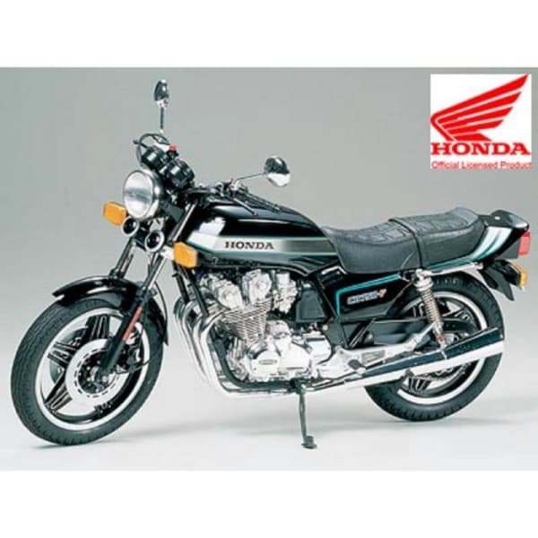Motorcykelmodellsats - TAMIYA - Honda Cb750f - Skala 1/6 - Plast - Från 14 år