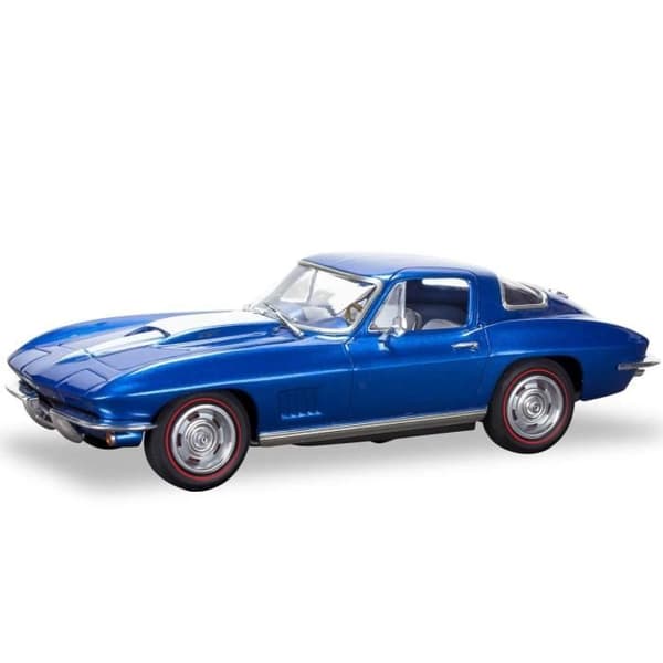 Bilmodell - REVELL - Corvette Sting Ray Sport Coupe 1967 - 116 delar - Plast