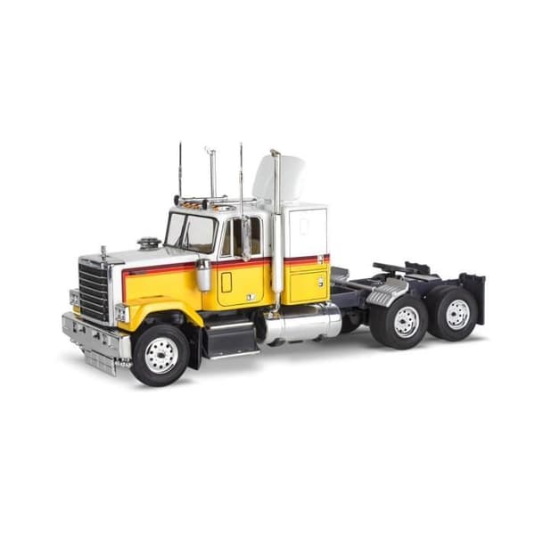 Lastbilsmodell - REVELL - Chevy Bison semitrailer - 70 delar - 1/32 skala - Vit