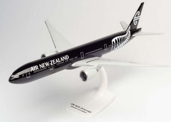 Modellsats för att bygga Herpa - 612777 - Annan licens Boeing-modell med förpackning, , Mehrfarbig