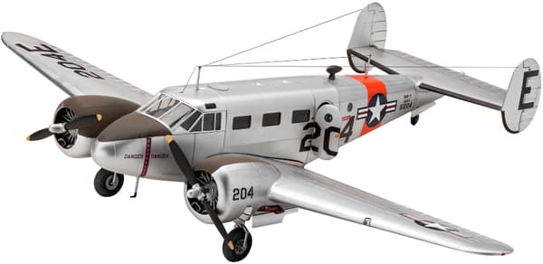 Revell 1:48 - Beechcraft Model 18