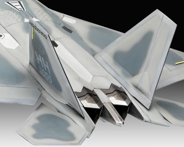 Revell 1:72 - Lockheed Martin F-22A Raptor
