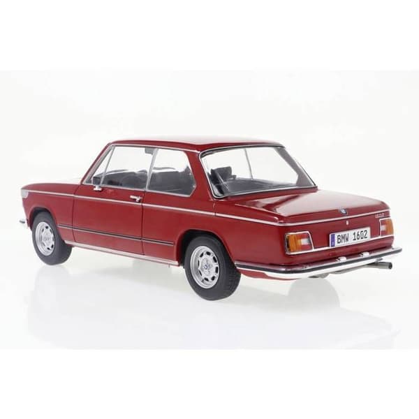 Solido BMW 1602 1971 ruttna 1:18 Modellbil