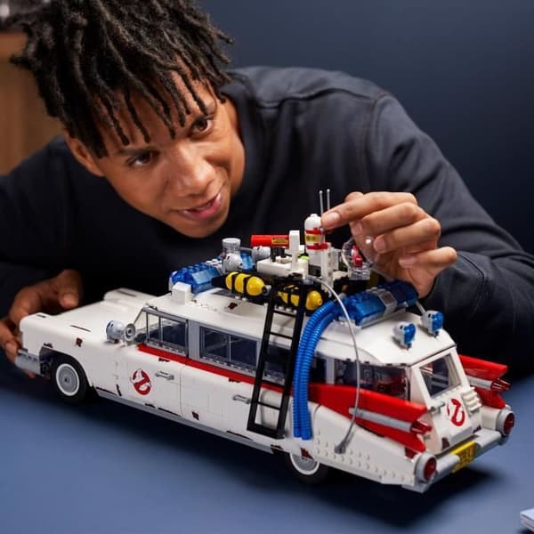LEGO® Icons 10274 ECTO-1 Ghostbusters, konstruktion, LEGO Cadillac, Ghostbusters Afterlife Car, Legacy Movie, för vuxna