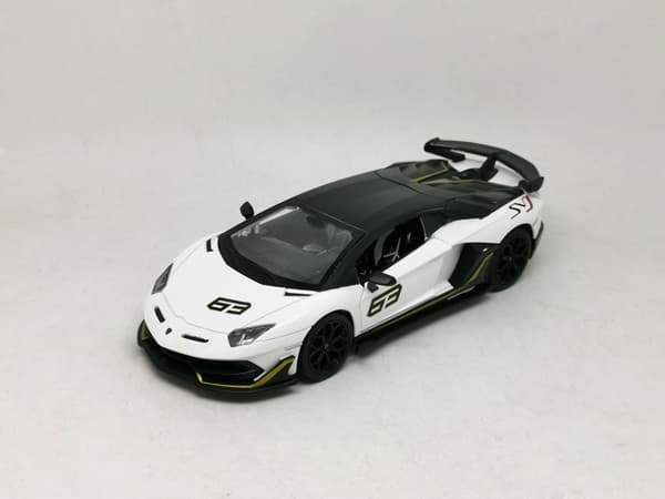 MSZ Die-cast model Lamborghini SVJ, scale 1:24