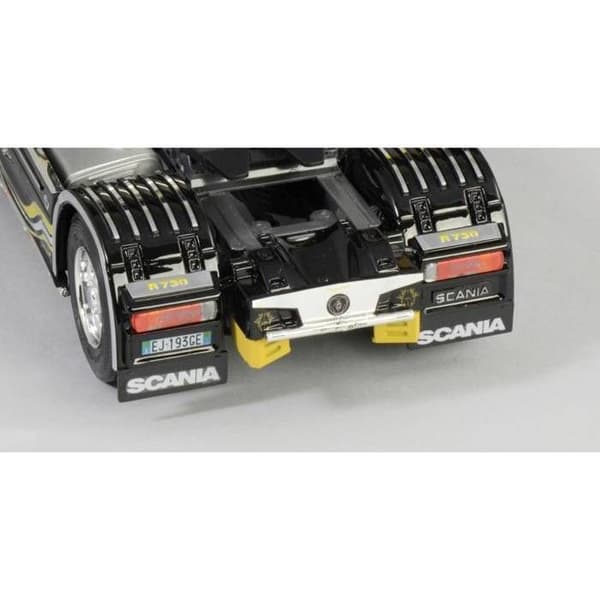 Lastbil modell 1/24: Scania R730 V8 "Imperial"