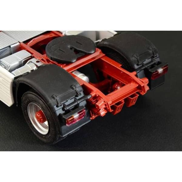 ITALERI - Modell Lastbil Iveco Turbostar 190.48 Special |italeri|3926| 1:24 - Ref : 11976