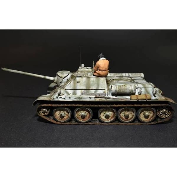 MiniArt - Modell av Sovjetisk Spg Char Su-85 Mod. 1943 med besättning (tidig produktion) Miniart 35178 1/35 Maquette Char Promo - Ref: 6368