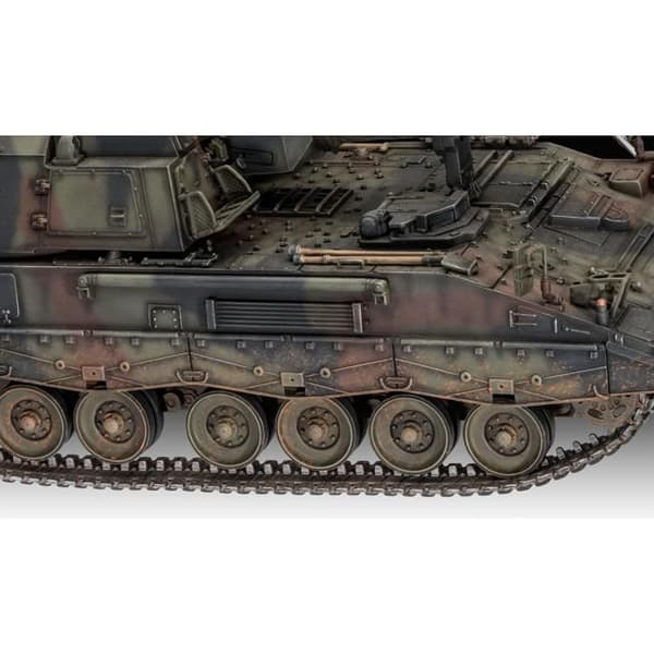 Militär modell pansarhaubits 2000 - REVELL - Skala 1/35 - Ålder (från) 12 år - Blandat kön