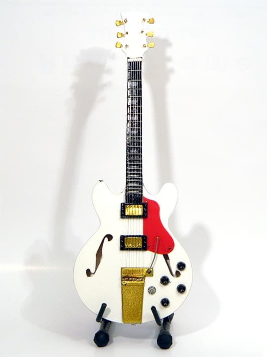 Mini guitar: Neil Young - Gretsch White Falcon