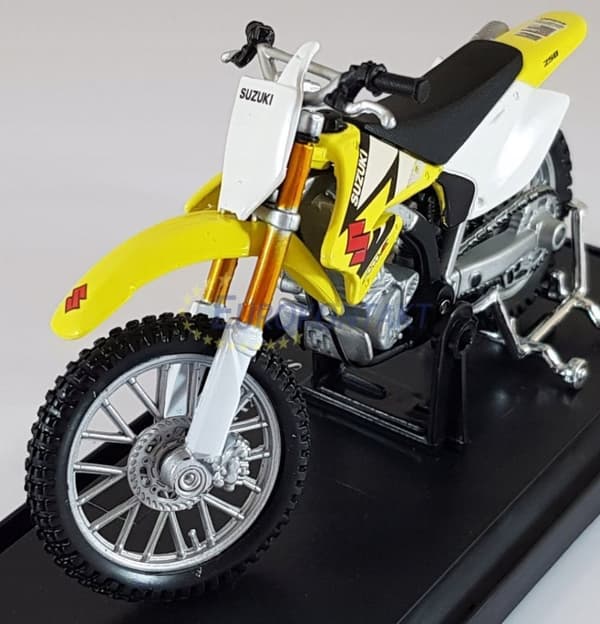 Suzuki RM-Z 250 med stativ 1:18 Maisto 77489
