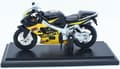 Miniatyrbild 5 av 11: SUZUKI GSX R600 på stativ modell 1:18 Maisto