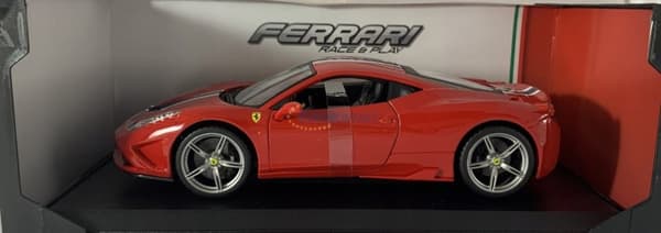 FERRARI 458 Speciale stor model 1:18 Bburago 16002
