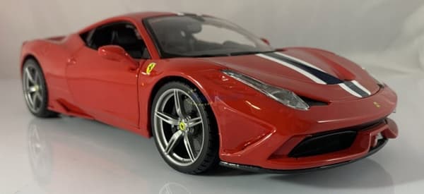 FERRARI 458 Speciale stor model 1:18 Bburago 16002