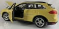 Miniatyrbillede 11 af 11: Porsche Cayenne Turbo gul 1:24 Bburago 21056