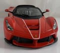 Miniatyrbild 7 av 11: FERRARI LaFerrari Aperta röd modell Bburago 26022