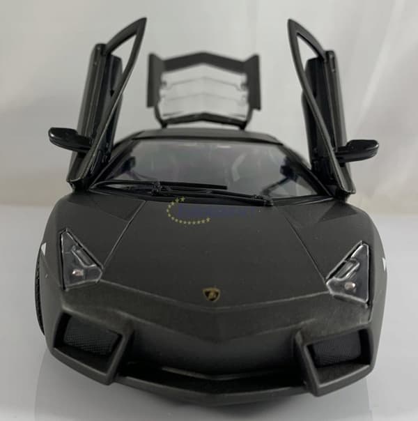 Lamborghini Reventon grå 1:24 Bburago 21041
