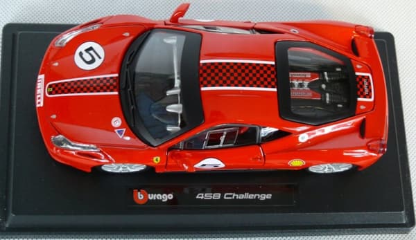 FERRARI 458 Challenge #5 rød model Bburago 26302