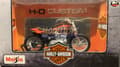 Pikkukuva 3 / 11: HARLEY DAVIDSON XR750 1972 kilpapyörä 1:18 Maisto