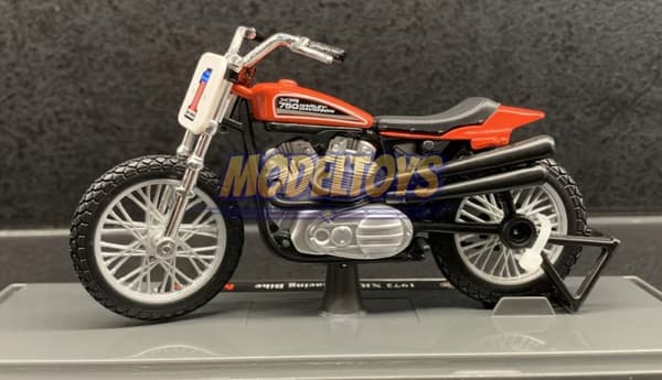 HARLEY DAVIDSON XR750 1972 kilpapyörä 1:18 Maisto