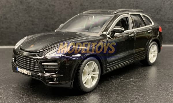 Porsche Cayenne Turbo svart 1:24 Bburago 21056