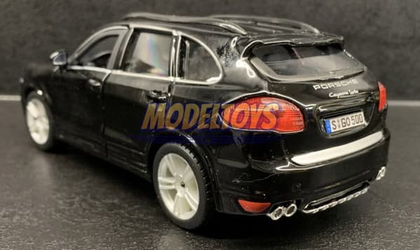 Porsche Cayenne Turbo svart 1:24 Bburago 21056