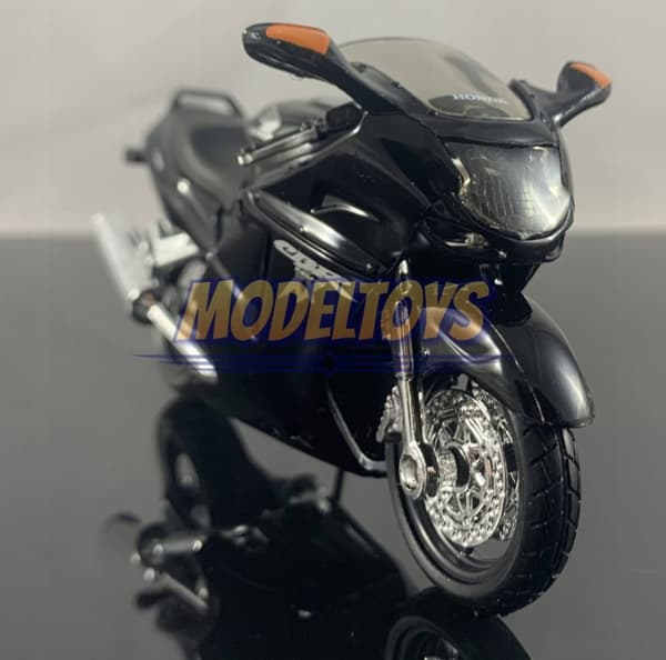 HONDA CBR 1100 XX Blackbird base 1:18 Maisto 77488