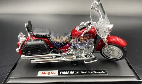 YAMAHA Road Star Silverado med stativ 1:18 Maisto