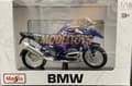 Miniatyrbild 3 av 11: BMW R 1200 GS 2017 på stativ modell 1:18 Maisto