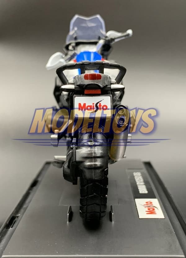 BMW R1250 GS på stativ modell 1:18 Maisto