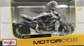 Miniatyrbild 4 av 11: DUCATI X Diavel S motorcykel modell 1:12 Maisto 77830