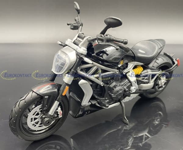 DUCATI X Diavel S motorcykel modell 1:12 Maisto 77830