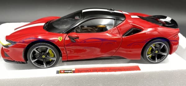 FERRARI SF90 Stradale signatur 1:18 Bburago 16911
