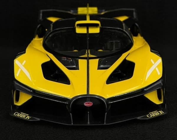 BUGATTI Bolide 1:18 superbil model BBurago 11047