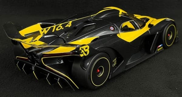 BUGATTI Bolide 1:18 superbil model BBurago 11047