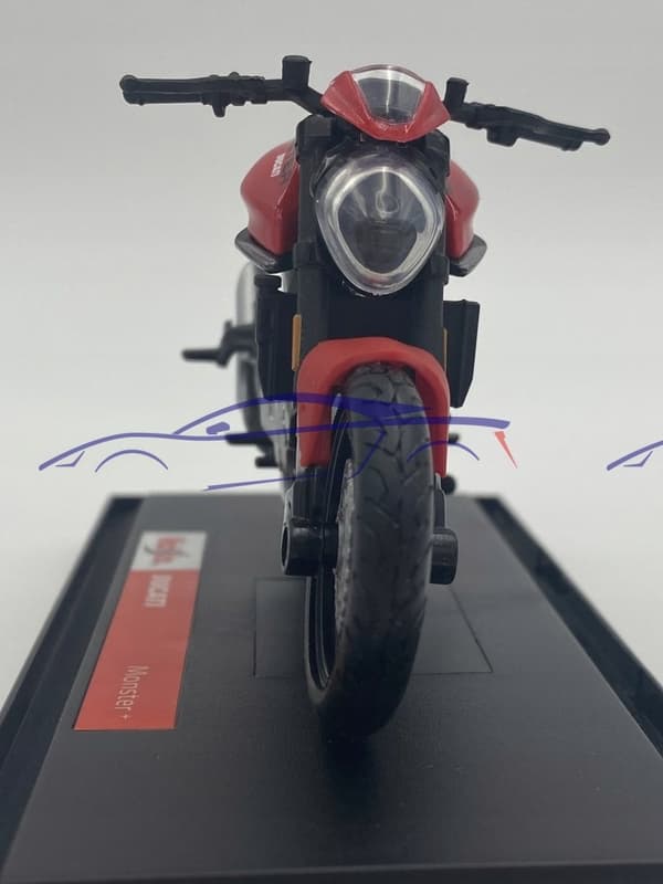 DUCATI Monster 2021 röd motorcykel modell 1:18 Maisto