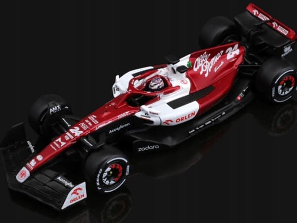 ALFA ROMEO C42 F1 2022 24 Guanyu HJÄLM BBurago 1:43