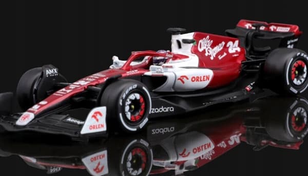 ALFA ROMEO C42 F1 2022 24 Guanyu HJÄLM BBurago 1:43
