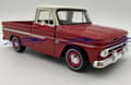 Miniatyrbillede 10 af 11: Chevy C10 Fleetside Pickup 1:24 Motormax 73355