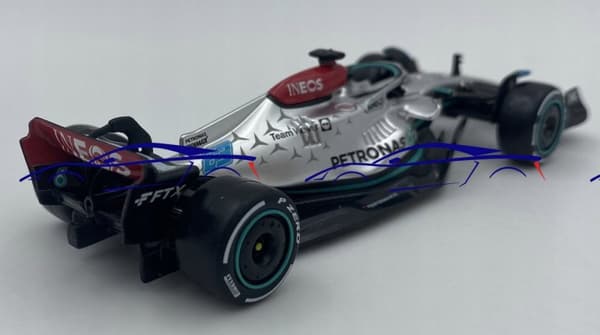 F1 bil MERCEDES W13 E #63 Russell Bburago 1:43