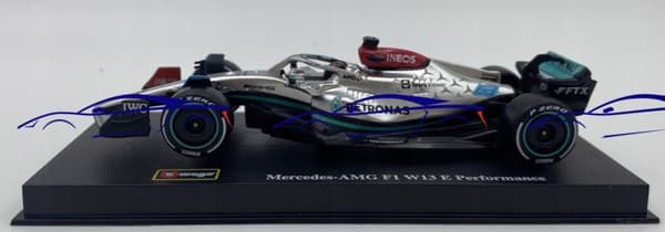 F1 bil Mercedes W13 63 Russell KASK BBurago 1:43