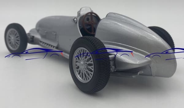 MERCEDES W125 1937 silver modell 24109 Welly 1:24