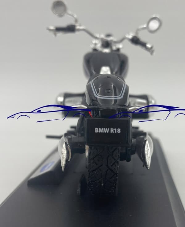 BMW R18 motorcykelmodel 1:18 Welly 12859